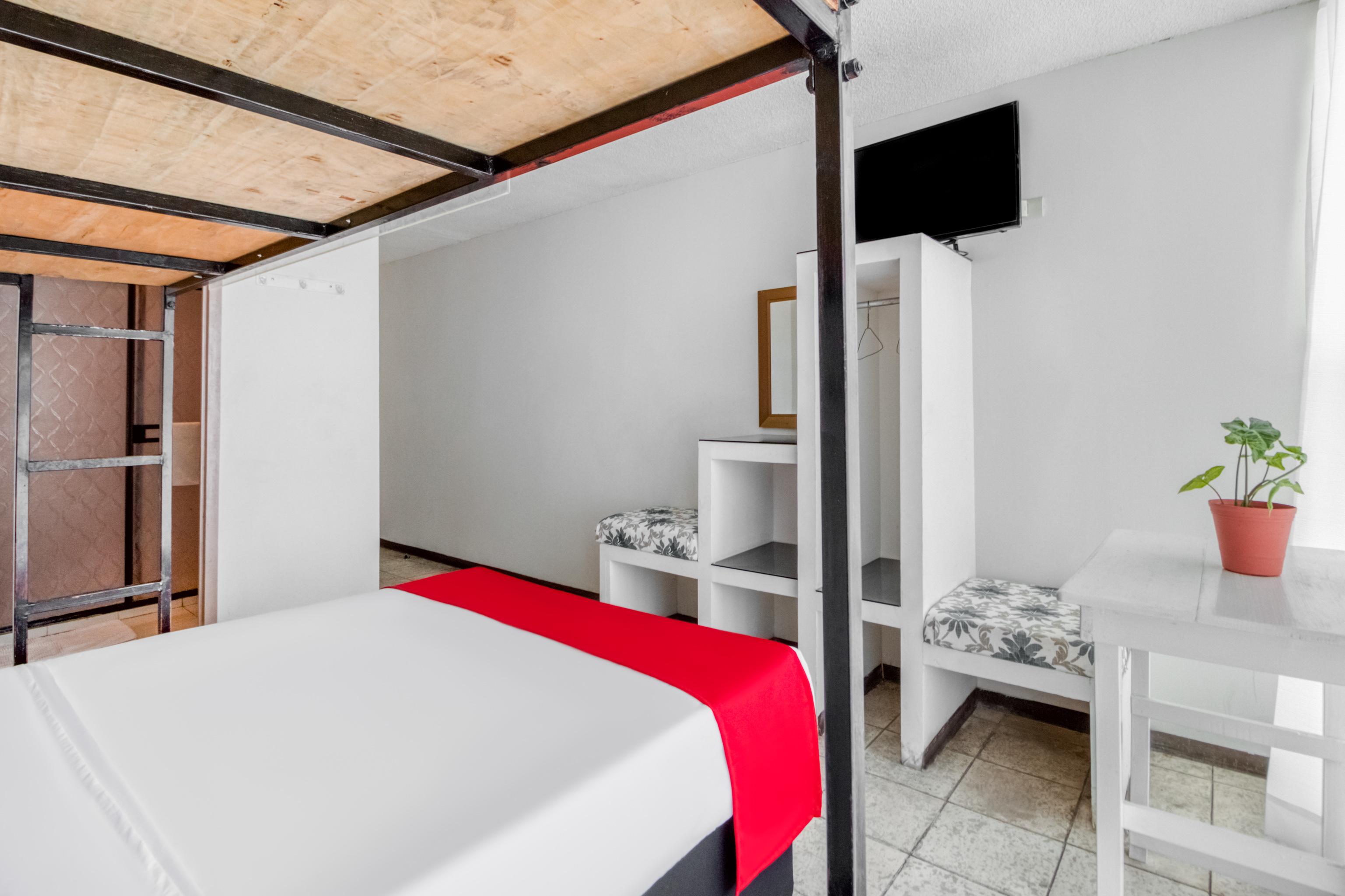 Oyo Hotel Del Llanito, Агуаскальентес Экстерьер фото
